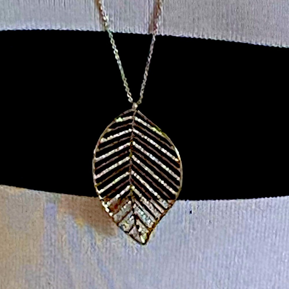 Ann Taylor Factory leaf necklace